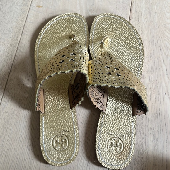 Tory Burch gold sandals size 9 - Picture 1 of 6